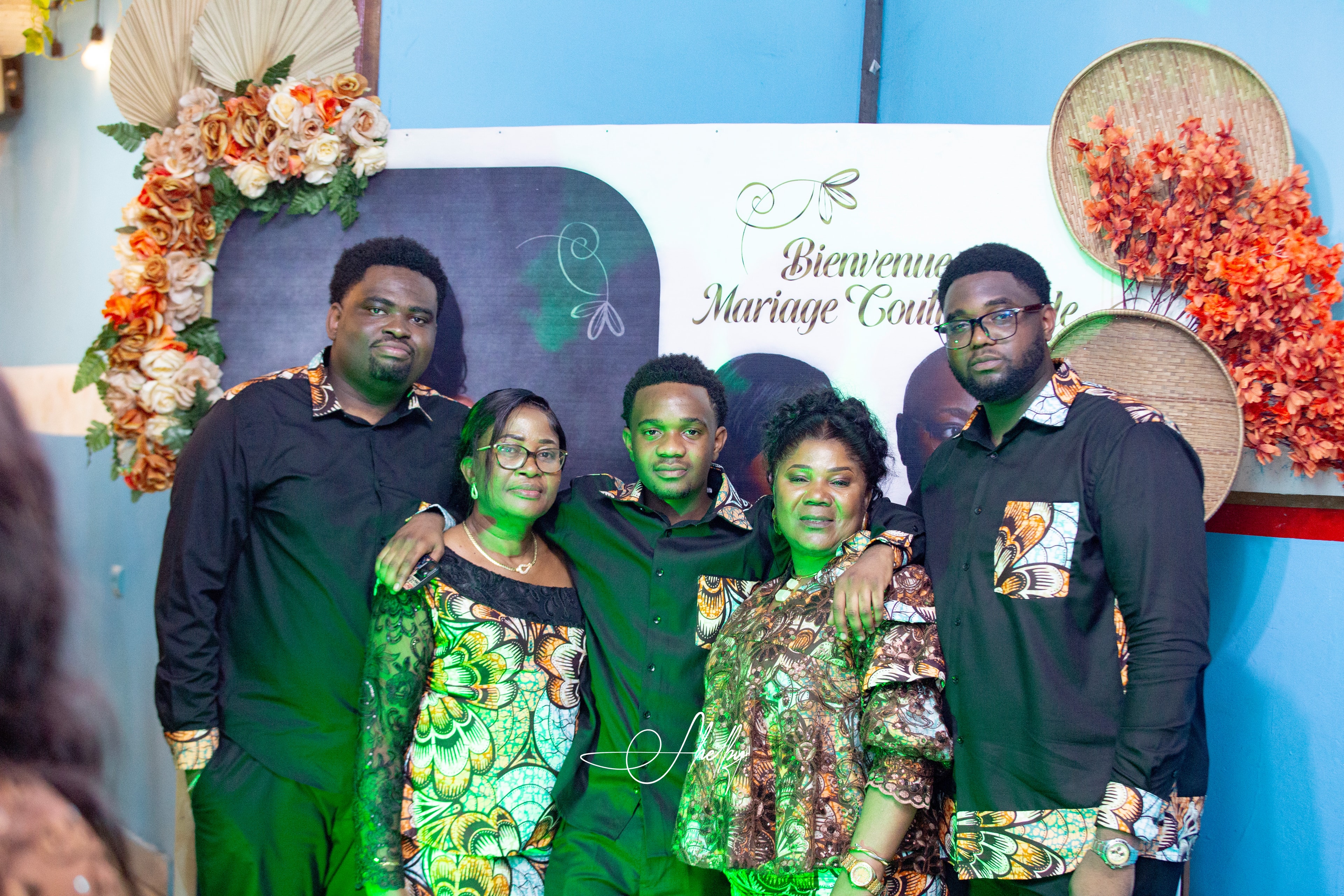 Family portrait at the traditional Congolese wedding celebration of Jean-Philippe and Ketsia Matondo